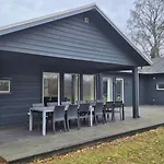 Feriehus Luxury Near And Restaurant